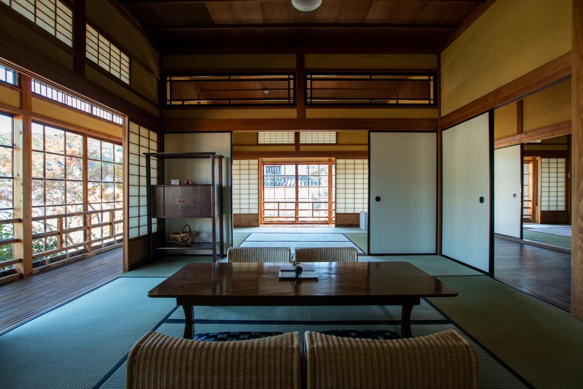 Nipponia Hotel Ozu Castle Town Exterior photo